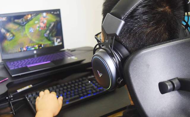 618最值得买的一款耳机，雷柏VH800双模无线耳机，双音腔续航强