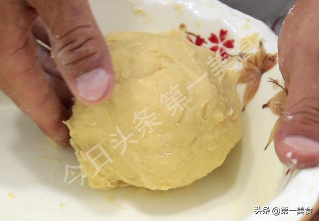 我家从来不买面包，6种自制小面包，比外面买的还好吃，蓬松暄软