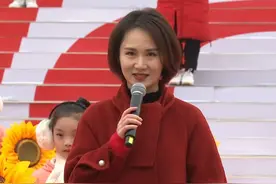 新年首日，12位上海主持人争做“拼命三郎”图片