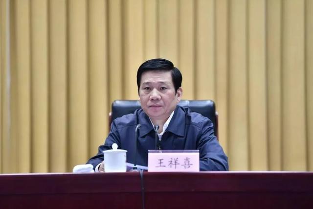 8名省部级官员履新两人任国家部委正职