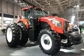 LP2604大马力拖拉机成长记图片