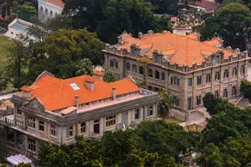 鼓浪屿上的中国第一别墅，主人曾是中国首富，发家前却是个剃头匠图片