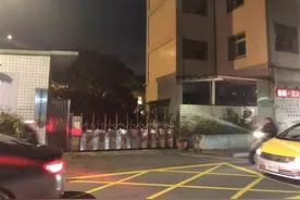 台湾一所高中仅有4名学生10名老师“全走光”，这所学校将关闭图片