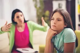 发现11岁女儿偷看“成人片”，妈妈的处理方式很巧妙，值得学习图片