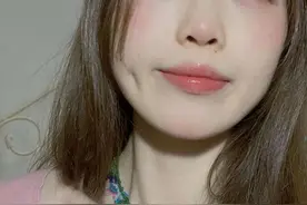 肤色测试！你穿什么颜色的衣服最显白？图片