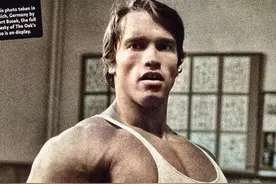 打造强壮的手臂！针对肱二头肌的训练，长头，短头你有练到位吗？图片