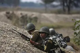 获美支持，印军突然不宣而战，边境地区强势开火，反制或很快就到图片