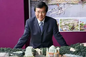 云顶集团差一点挤掉何家，多亏霍家出手相助，否则这脸可就丢大了图片