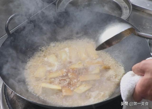 想吃芝麻酱不用买，5块钱能做一大瓶，纯正无添加，附麻酱吃法