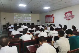 关于取消医务人员夜班费的讨论图片