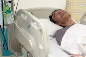 91岁杨少华高血压住院！躺病床吸氧面色憔悴，身形暴瘦健康引担忧图片