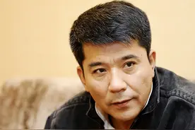 孙淳因太帅无戏可拍，65岁无儿无女，花60万给妻子克隆爱犬图片