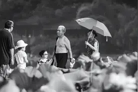 他是咸丰帝的弟弟，人称五王爷，他怎么会沦为“膀爷”的？图片