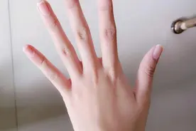 老祖宗的识人术“小指过三关，不愁吃和穿”，过三关指的是啥？图片