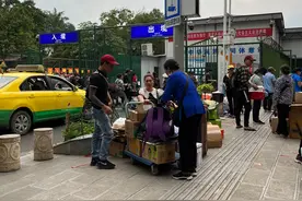 云南河口，与越南只有一河之隔的小县城，再次看到满街的越南人图片