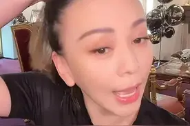 52岁王琳直播承认做医美，每月会打水光针，但坦言“我没有拉皮”图片