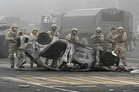 哈国士兵被暴徒斩首！军方被激怒下令报复：谁敢顽抗将格杀勿论图片