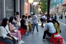 “重庆排队王”如何保持首店热度？图片