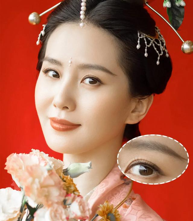 吊打韩国化妆术！中国女生这样化妆也太美了