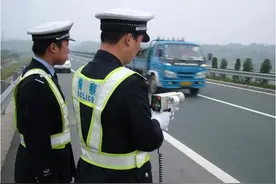 私家车超速不到20%不用扣分？那时速143是否算违规？交警给出答案图片