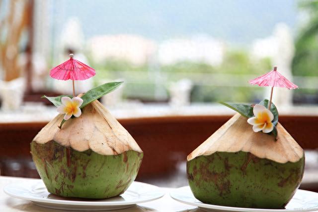 三亚旅游美食攻略(三亚好吃的美食推荐)