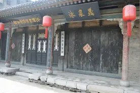 白酒百科：多家生产的竹叶青酒，被汾酒独占，从高光走向濒危图片