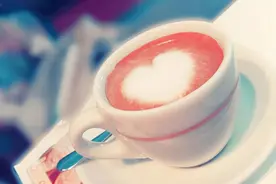 判断女人好不好撩的最佳方法：送一次礼物图片