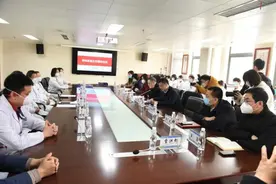 西安交通大学第一附属医院建立“名誉主任”引进机制 眼科专家王宁利受聘图片