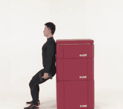 为什么再累也要深蹲？如何做一个正确的深蹲动作？