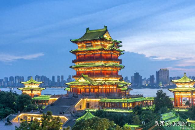 南昌旅游攻略必去景点(江西南昌旅游攻略自由行路线推荐)