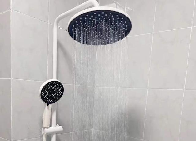 身体乳皮肤掉皮怎么办