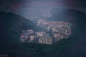 不因碌碌无为而悔恨，不因虚度年华而羞耻，你定不负此生图片
