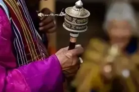 王晓一：宝石转经筒（上）图片