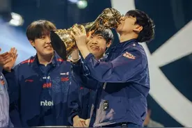 尺帝完成大满贯！离开Chovy的AD都夺冠了！图片