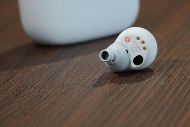 有种要跟苹果耳机拼命的架势，谈索尼WH-1000XM5与LinkBuds S