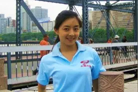 2015年女主持佟瑶酒后内急，下车“方便”不幸落水身亡，令人惋惜图片