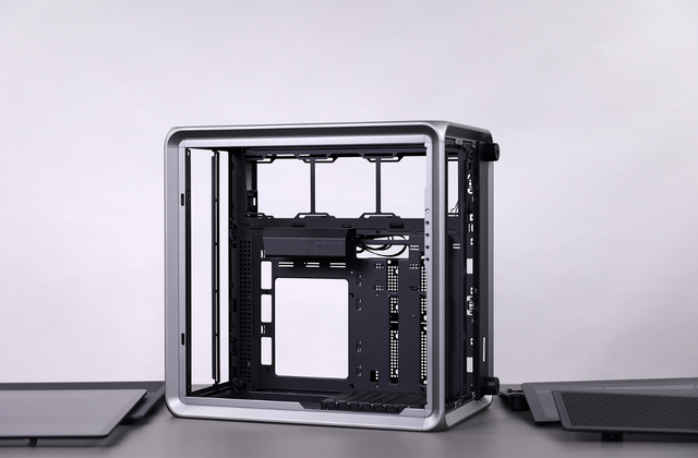 预算3.3W的顶配海景房主机：9800X3D+5090D星曜NOX+乔思伯BO400