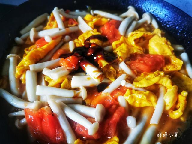 海鲜菇营养美味又低脂，吃法简单又多样，烹饪前这一步不能少