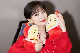 赵雅芝：二婚嫁普通人，三个儿子都是学霸，如今儿子们是她的骄傲图片