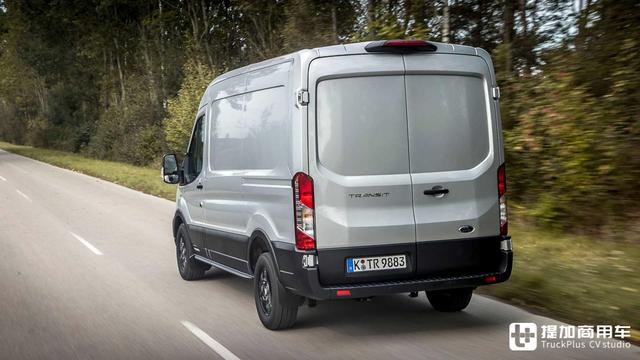 带四驱能越野的硬核van,福特全顺trail实拍,欧洲售价仅4万欧?