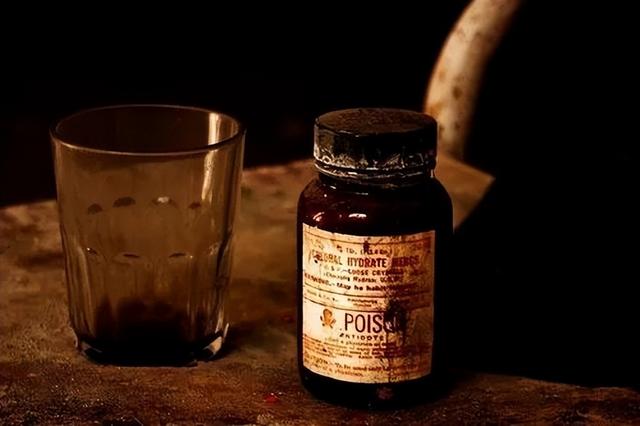 世界十大剧毒有哪些？不到一克量足以让人死亡，为何却没有被禁用