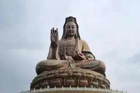 “观音菩萨”为什么叫“观音”含义是什么？佛教有什么深刻意义？图片