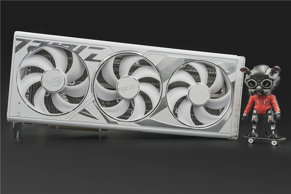 华硕rog strix geforce rtx 4090白色猛禽显卡