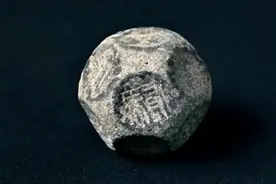 原来古人也喜欢摇骰子？盘一盘骰子的起源图片