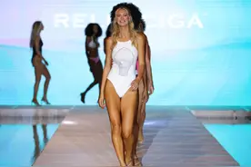 直击2022迈阿密泳装周：RELLECIGA俪丝娅官宣2023年春夏系列泳装图片