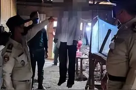 柬埔寨45岁男子为爱上吊图片