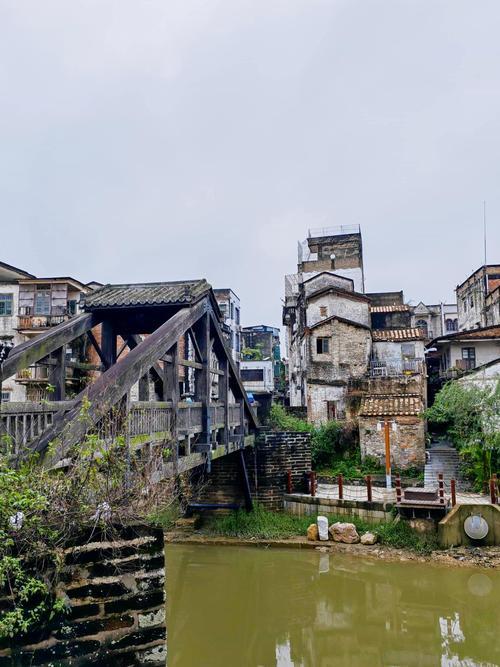 绍兴爆火真相：上海老头实测，古桥、飞艇、慢生活，一个都没踩雷