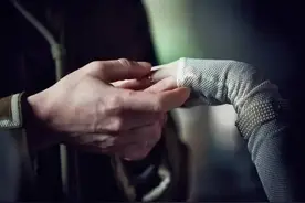《查泰莱夫人的情人》 英国 劳伦斯图片