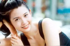 邱淑贞和她女儿沈月性感照流出：邱淑贞香肩抢镜，沈月大秀好身材图片