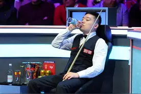 惨遭逆转！英锦赛：丁俊晖连丢7局葬送优势 7-10艾伦无缘冠军图片